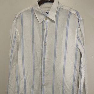 Zara men’s blue striped button down - size m